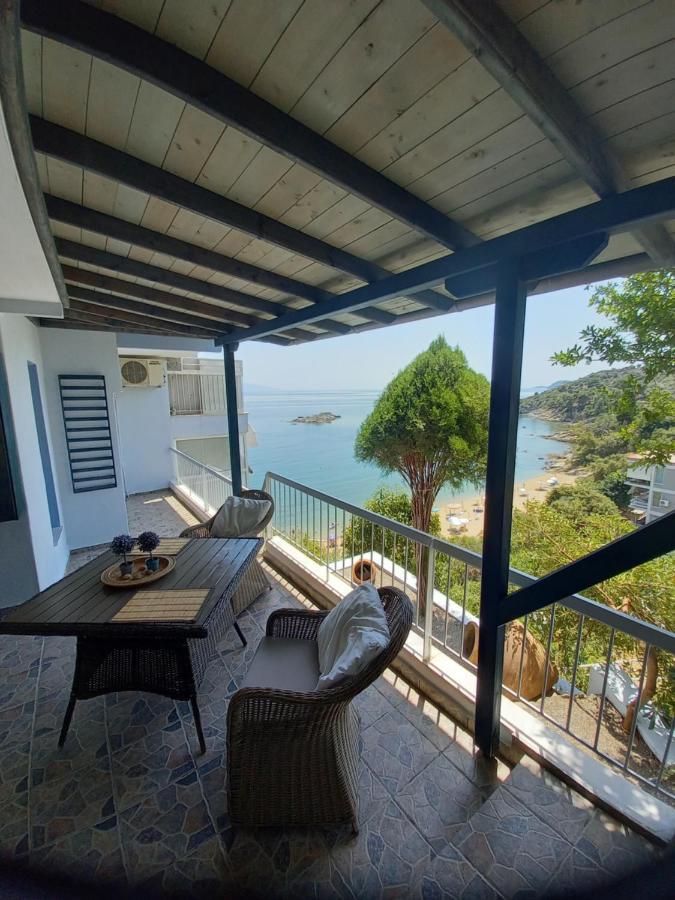 Apartament Balcony By The Sea PalaiónTsiflíkion Zewnętrze zdjęcie