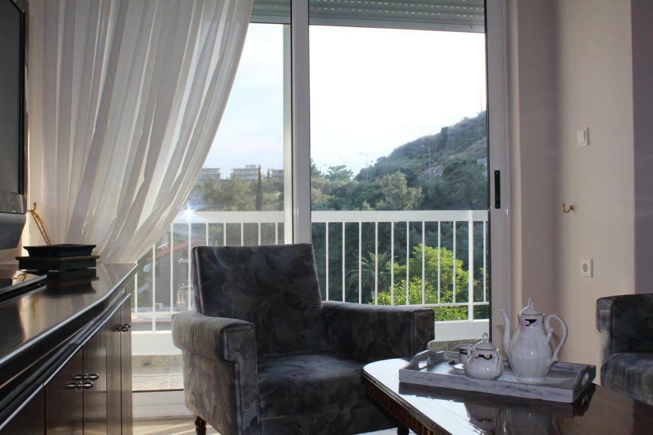Apartament Balcony By The Sea PalaiónTsiflíkion Zewnętrze zdjęcie