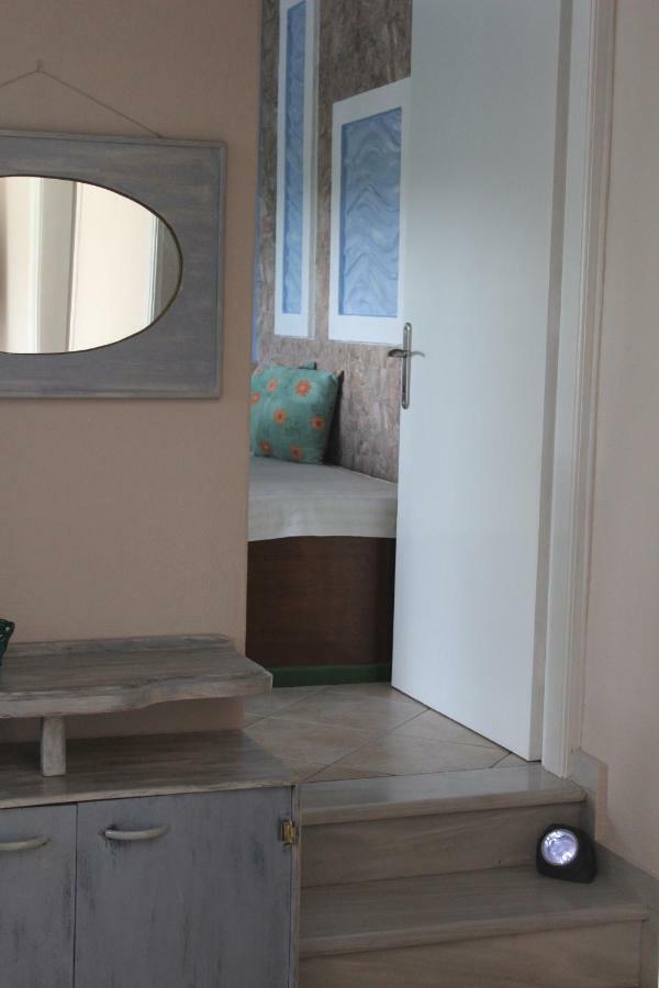 Apartament Balcony By The Sea PalaiónTsiflíkion Zewnętrze zdjęcie